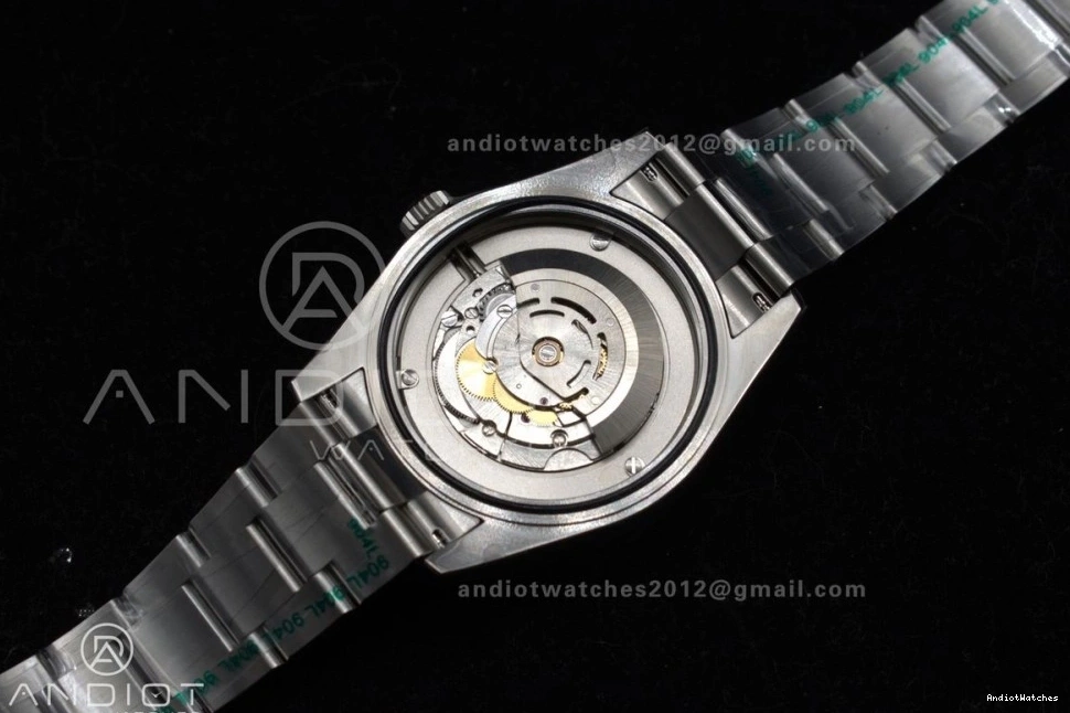 1090 Upgraded ZF 1:1 Best Green A 904L SS 326934 Sky-Dweller on Dial Edition Bracelet SS 0111